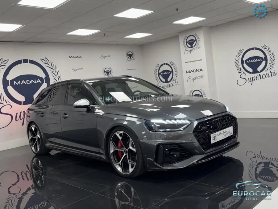 Audi RS4