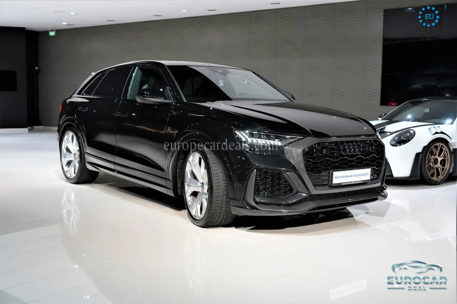 Audi RSQ8