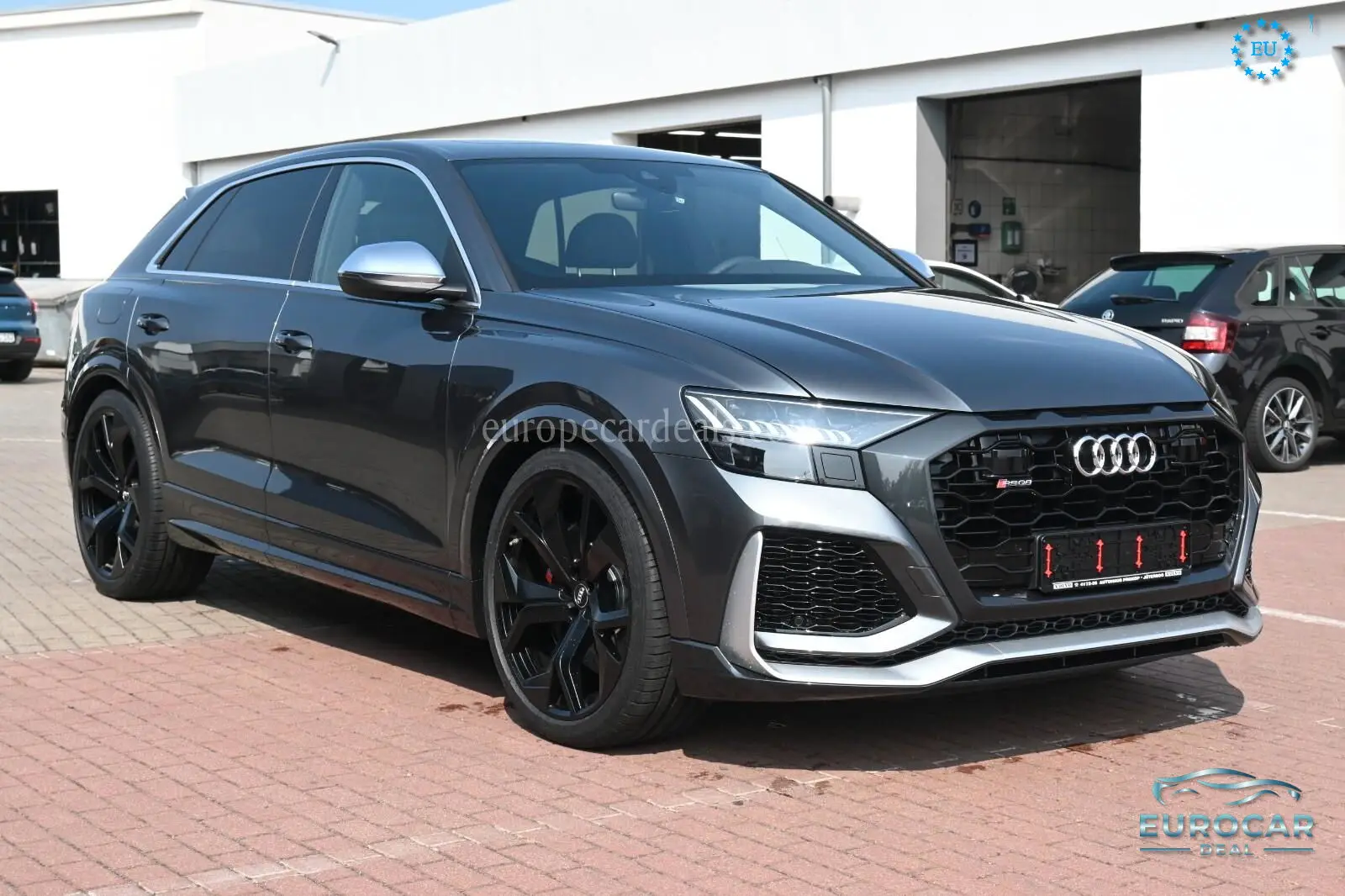 Audi RSQ8