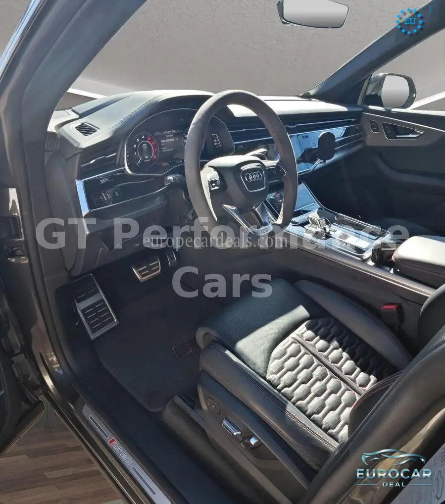 Audi RSQ8