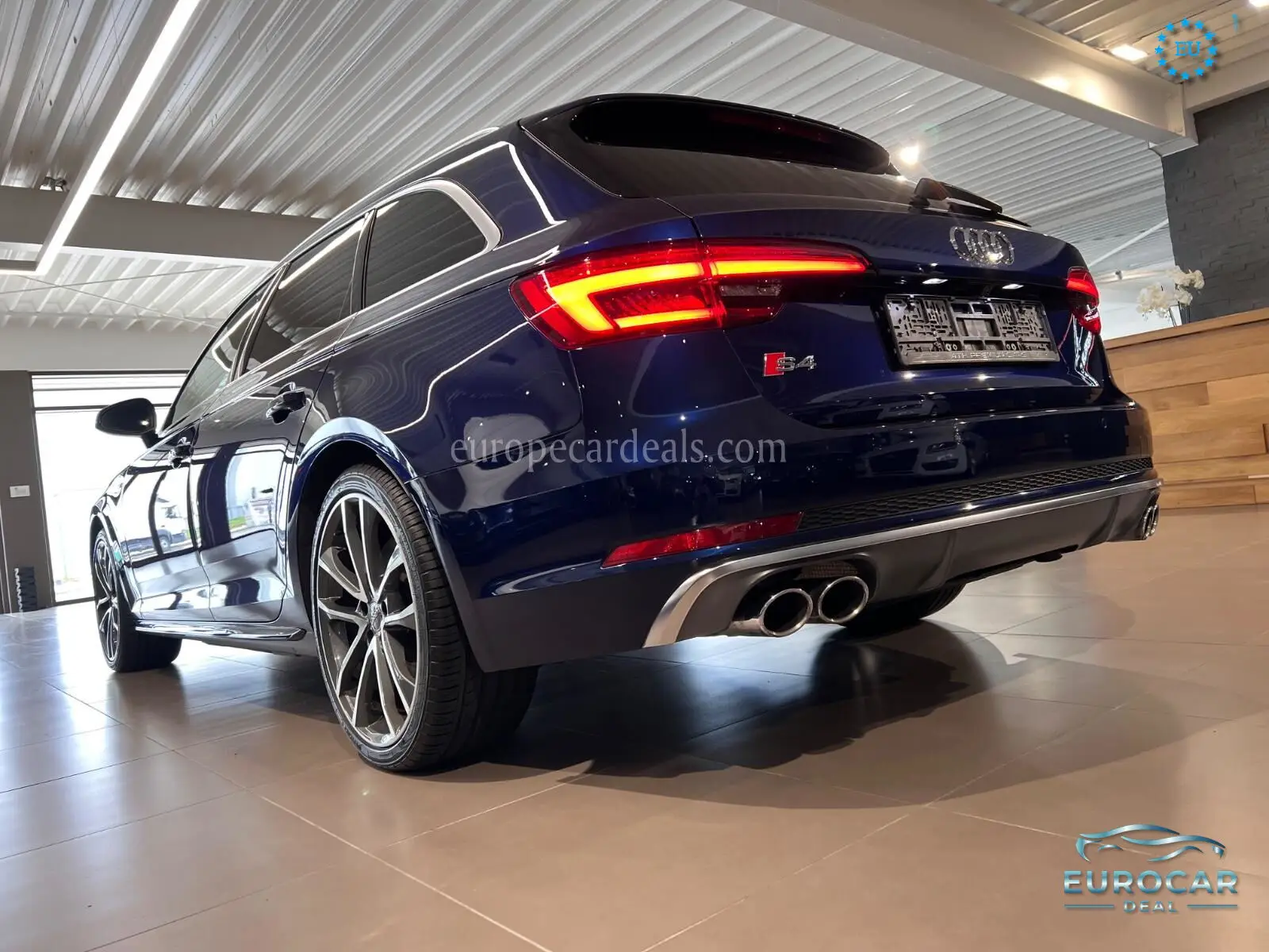 Audi S4