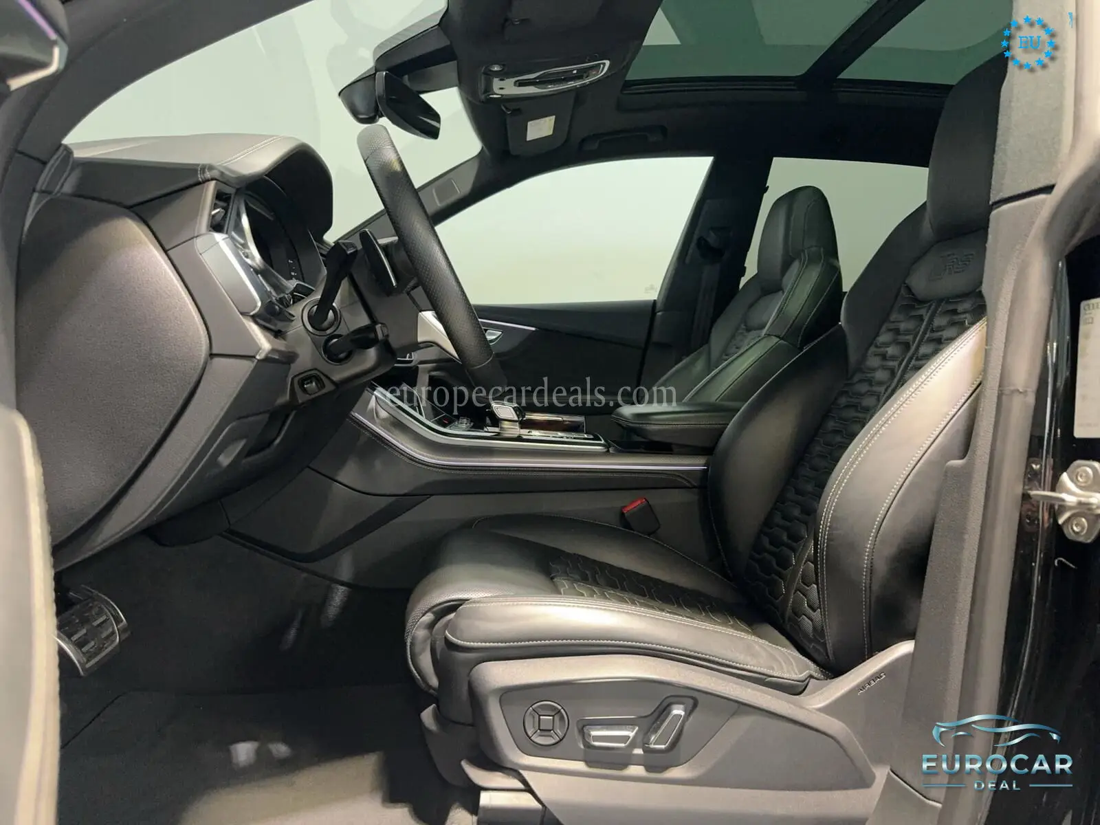 Audi RSQ8