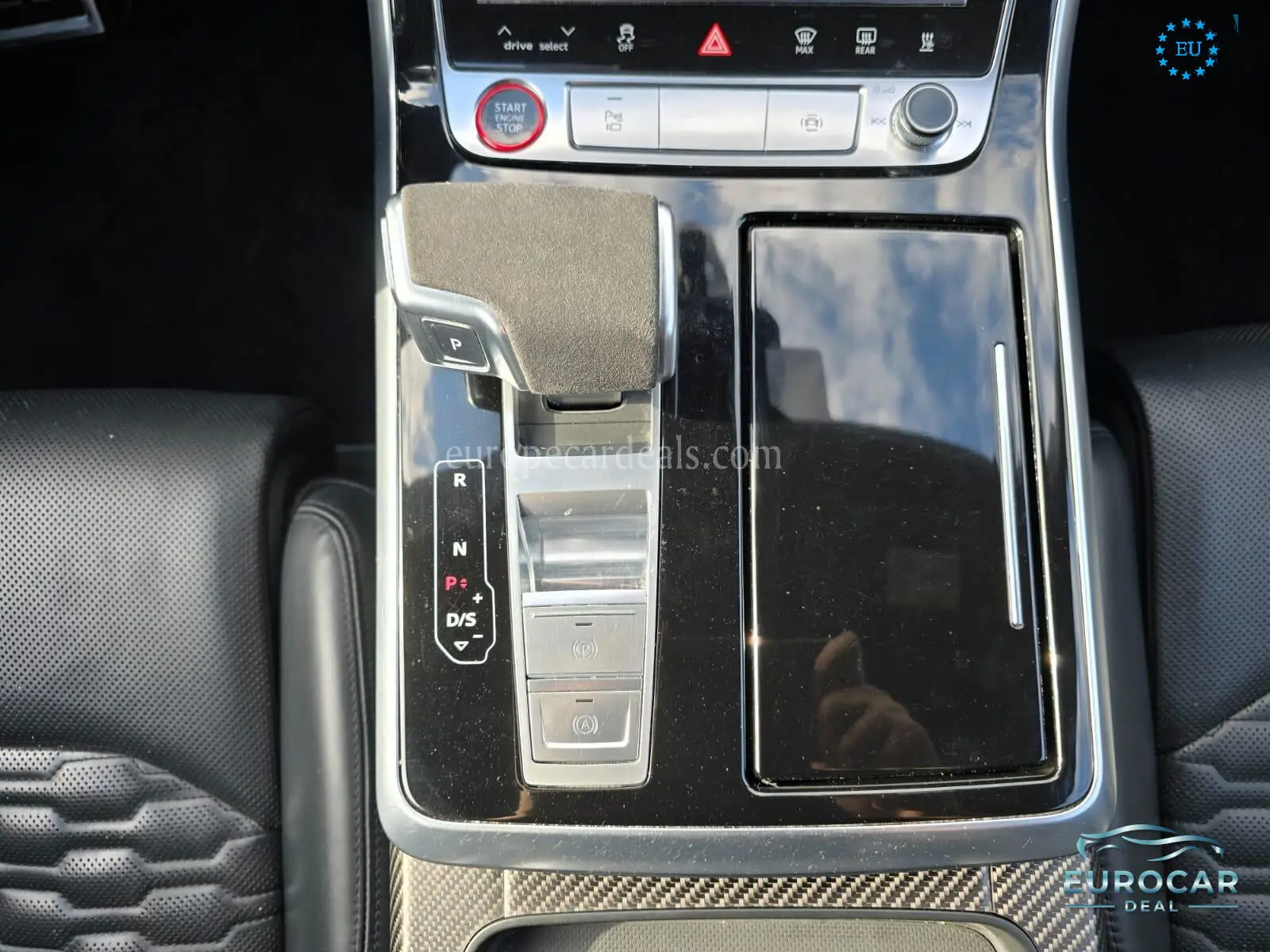 Audi RSQ8