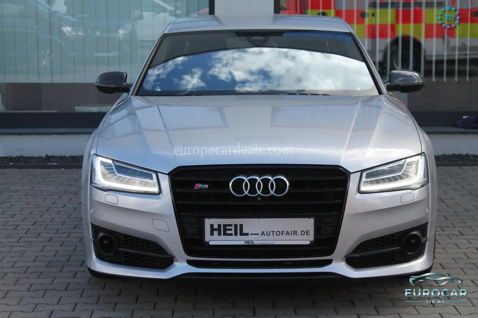 Audi S8