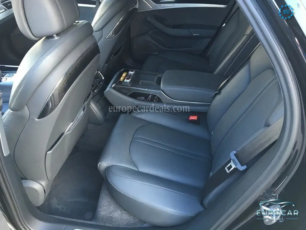 Audi S8