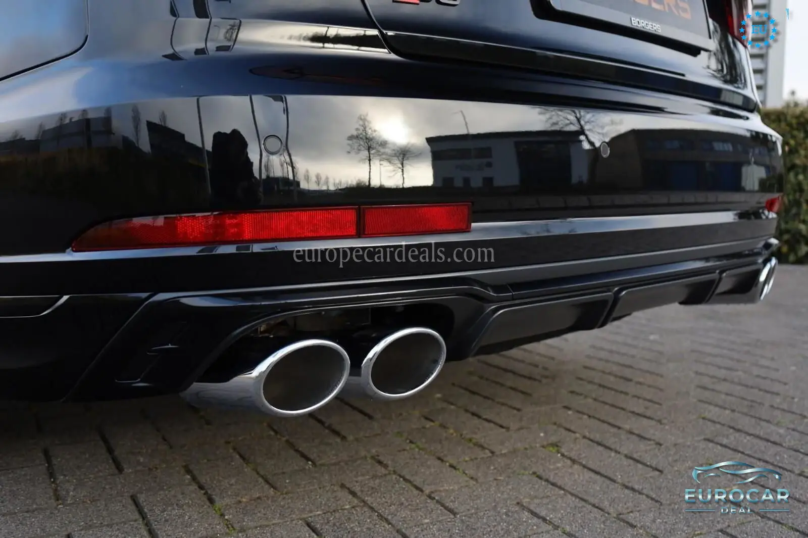 Audi S8