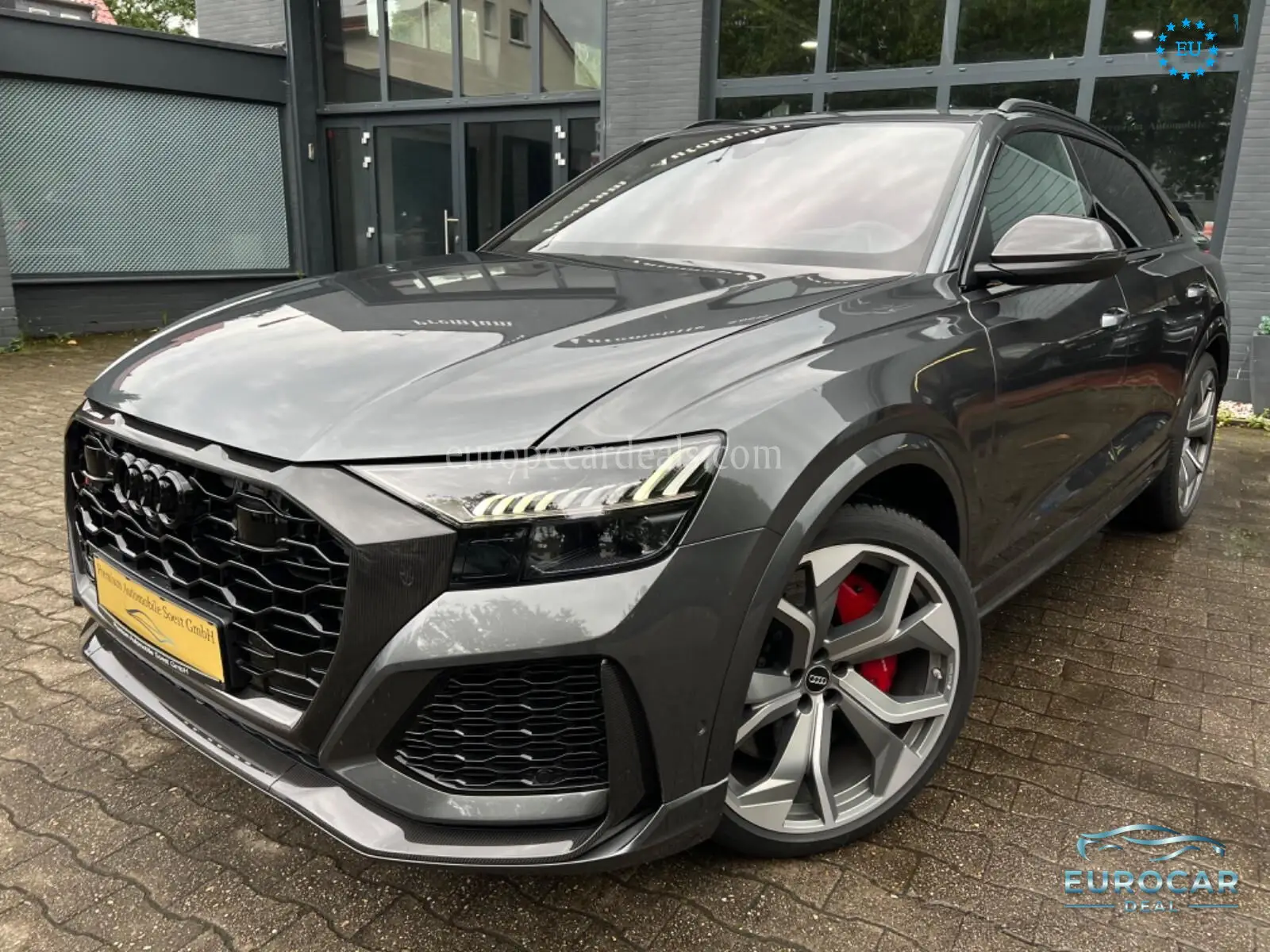 Audi RSQ8
