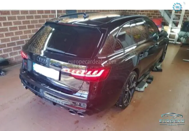 Audi S4