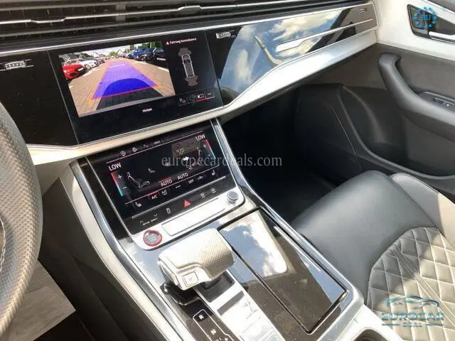 Audi SQ8