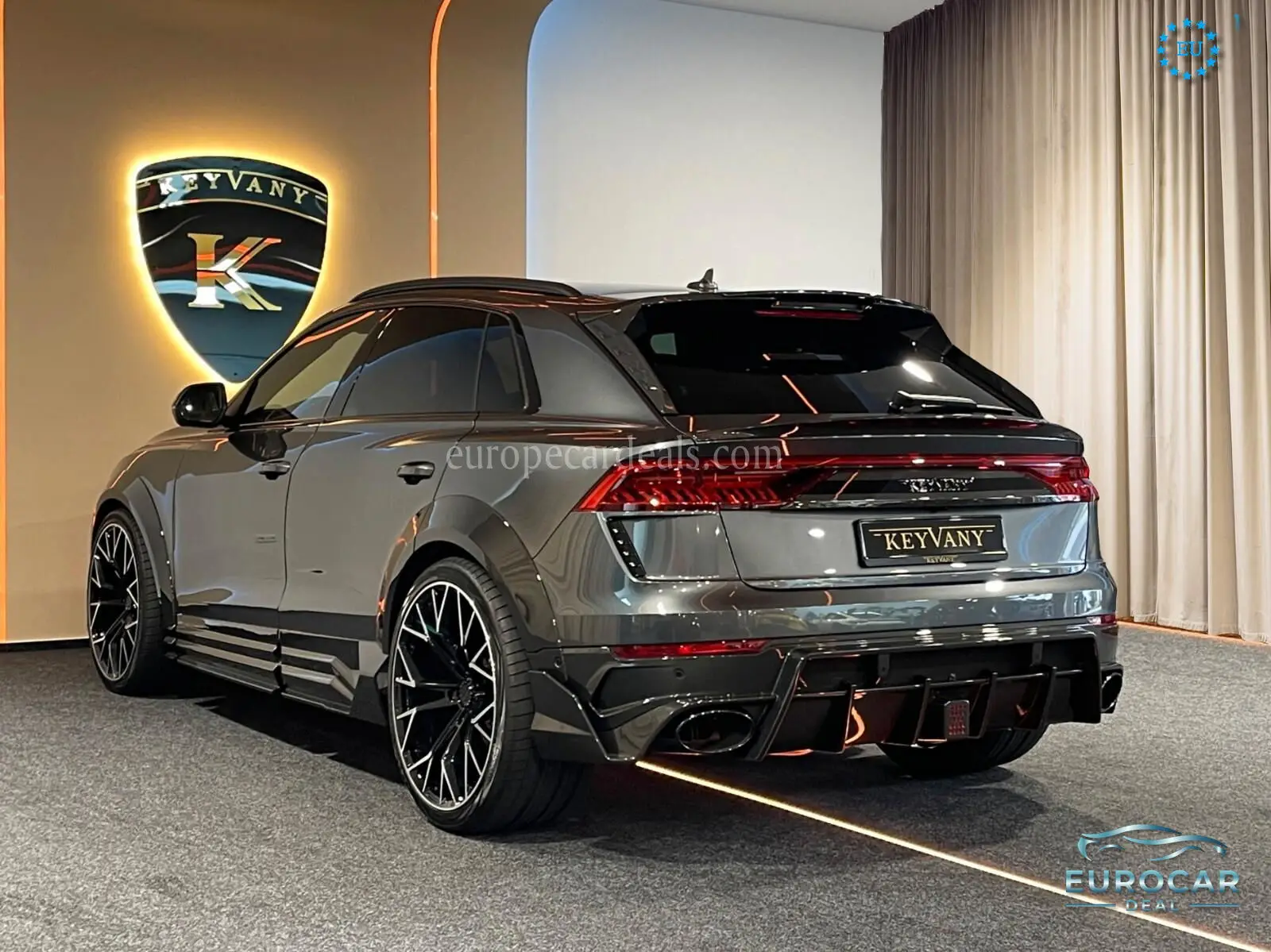 Audi RSQ8