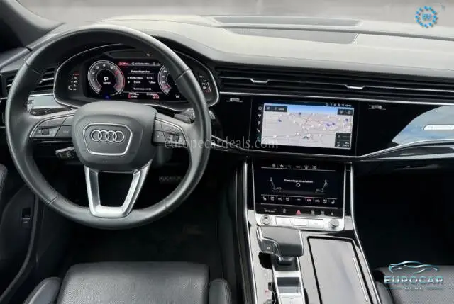 Audi Q8