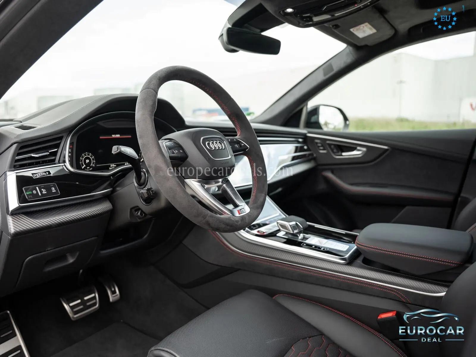 Audi RSQ8