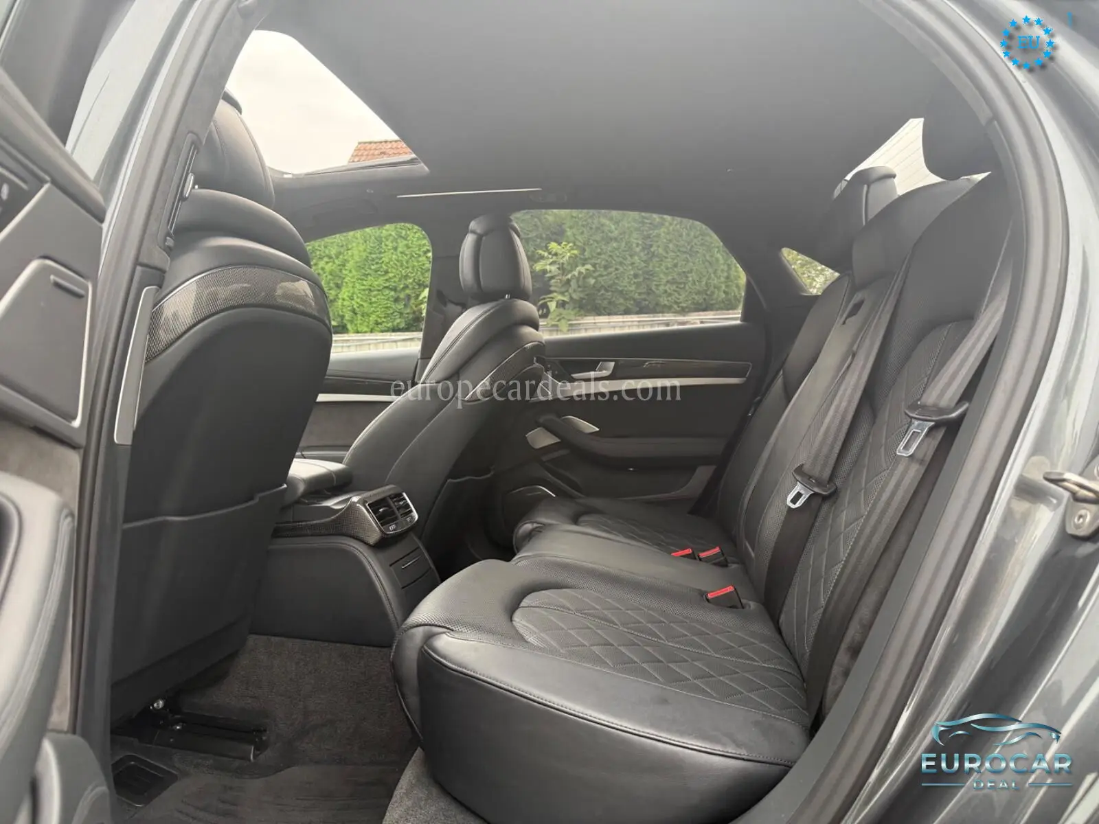 Audi S8