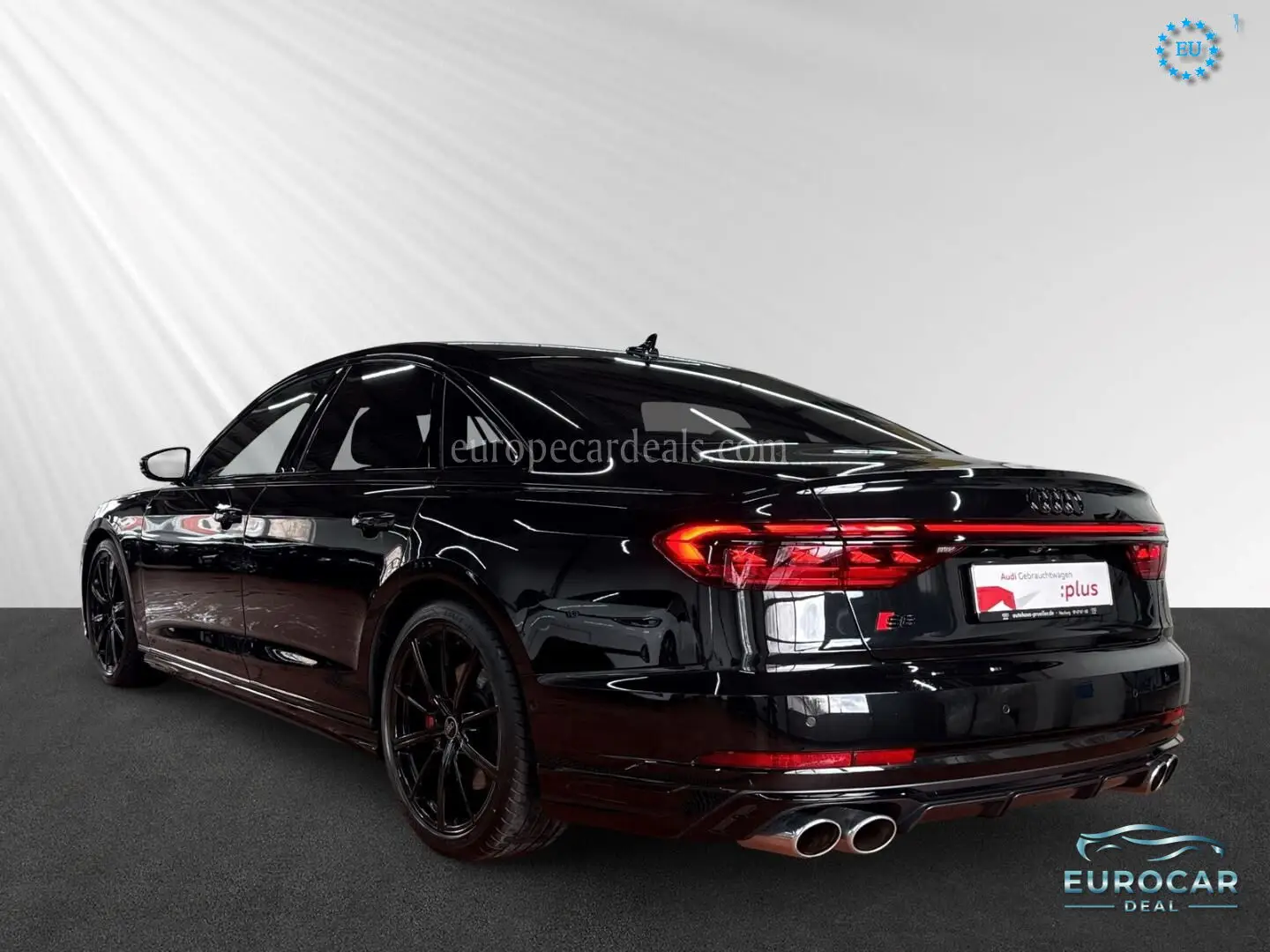 Audi S8