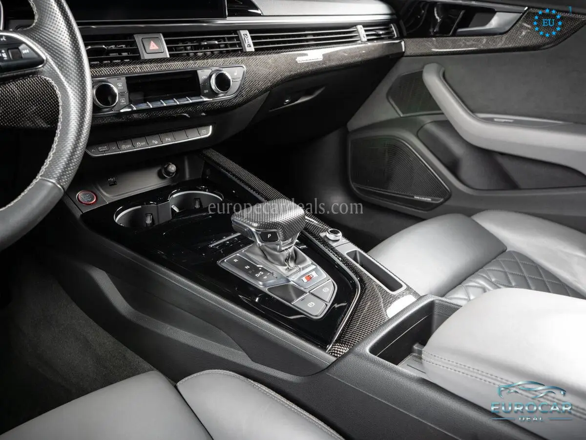 Audi S5