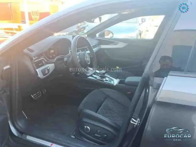 Audi S5