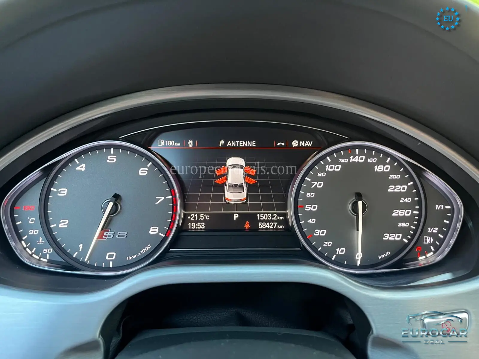 Audi S8