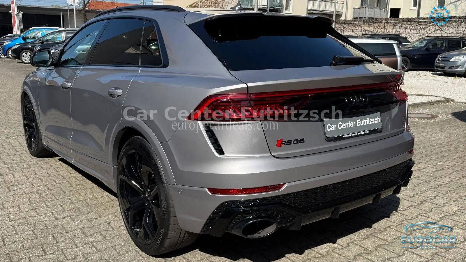 Audi RSQ8