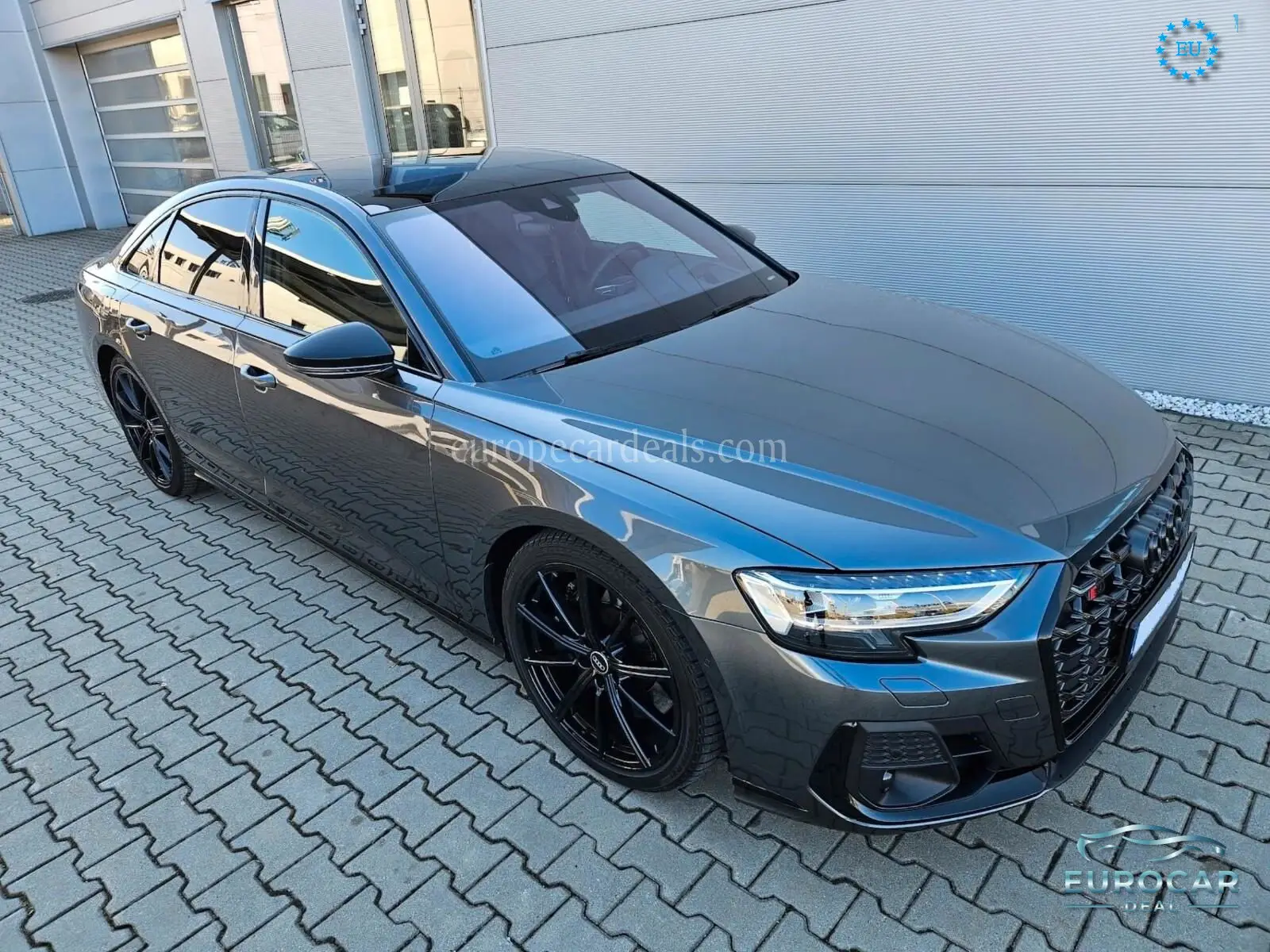 Audi S8