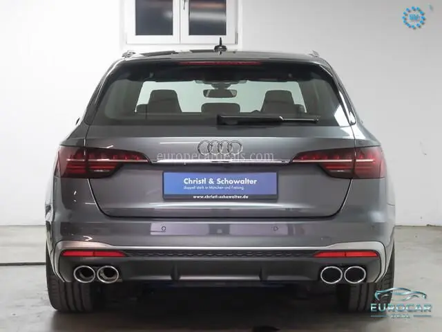 Audi S4