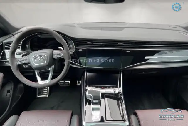 Audi RSQ8