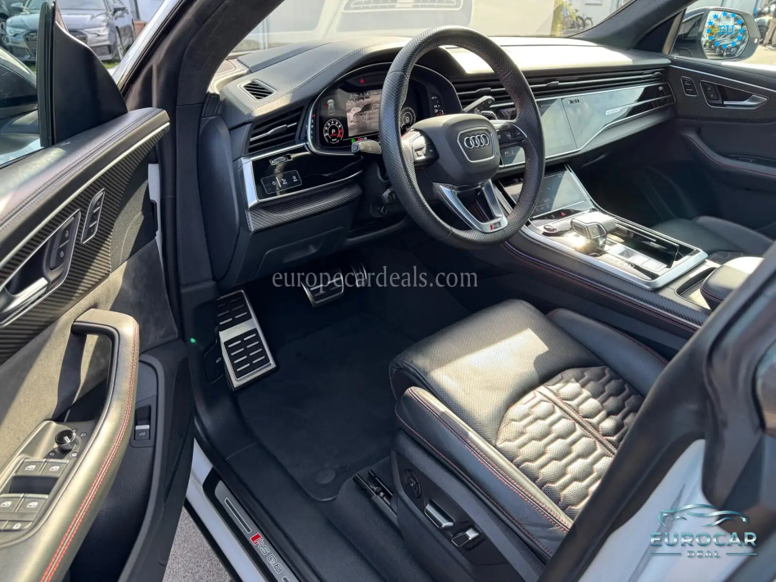 Audi RSQ8