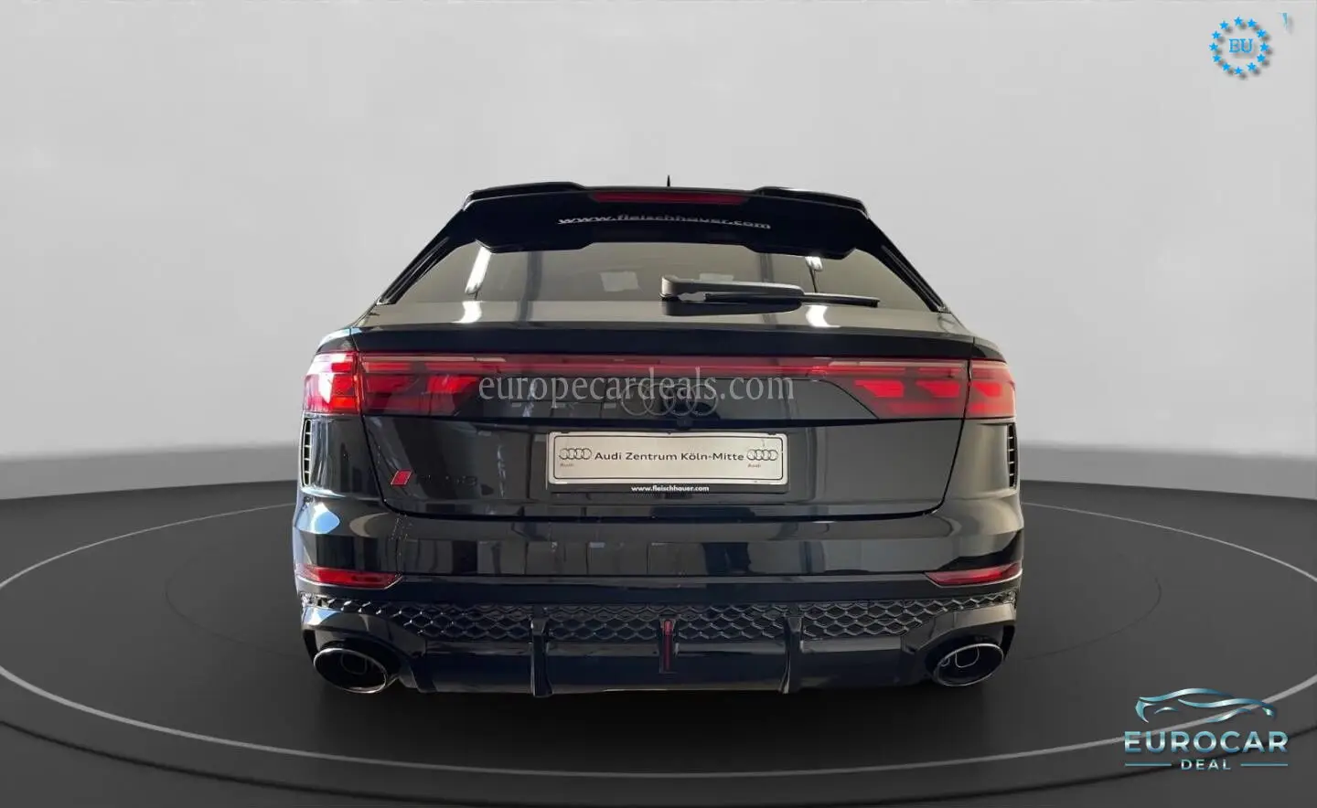 Audi RSQ8