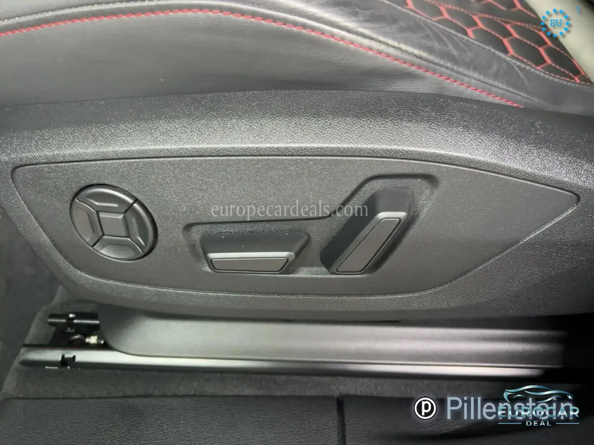 Audi RSQ3