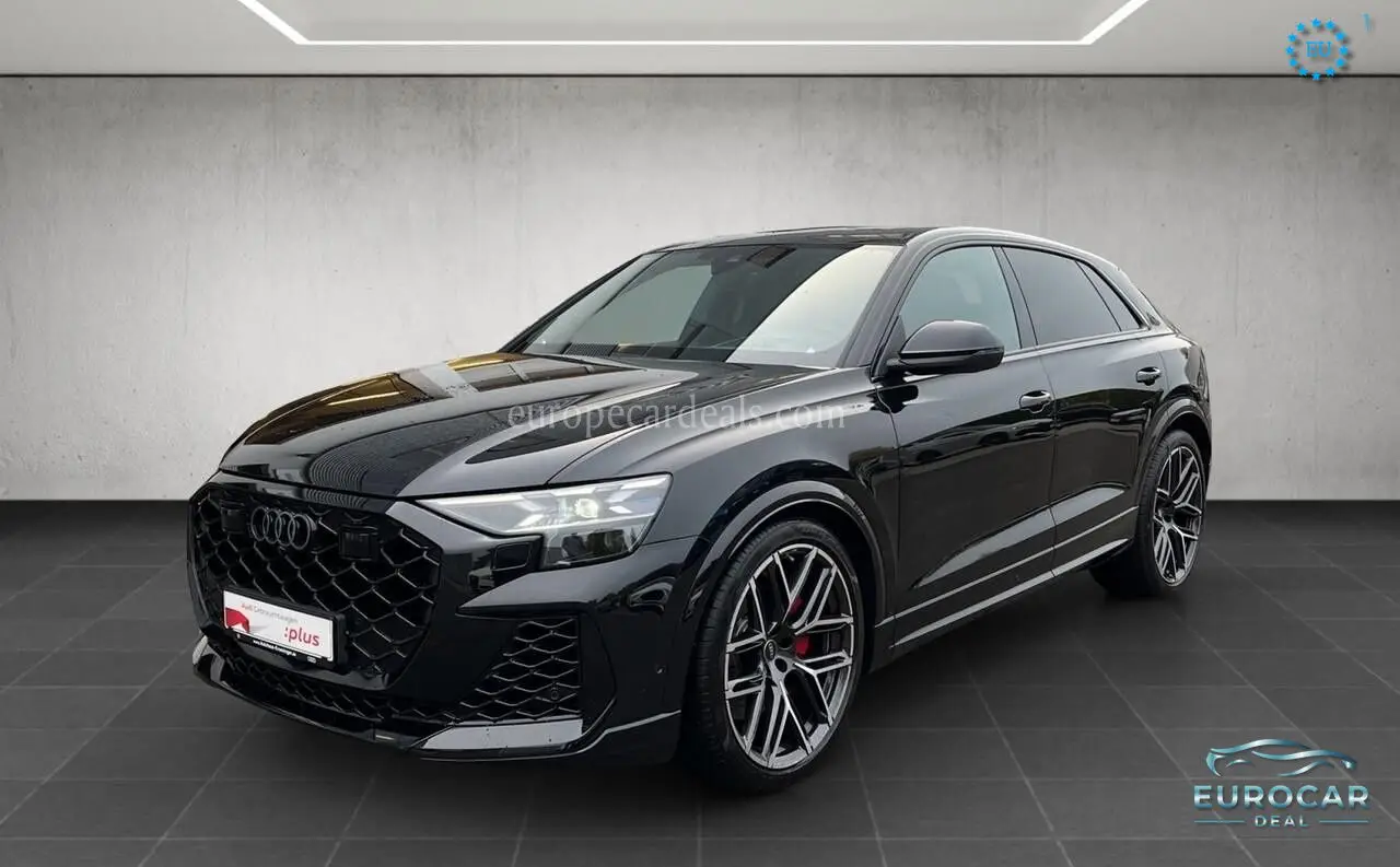 Audi RSQ8