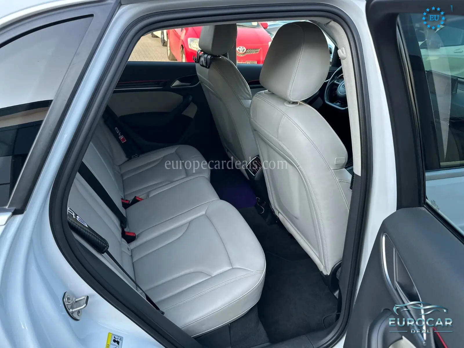 Audi RSQ3