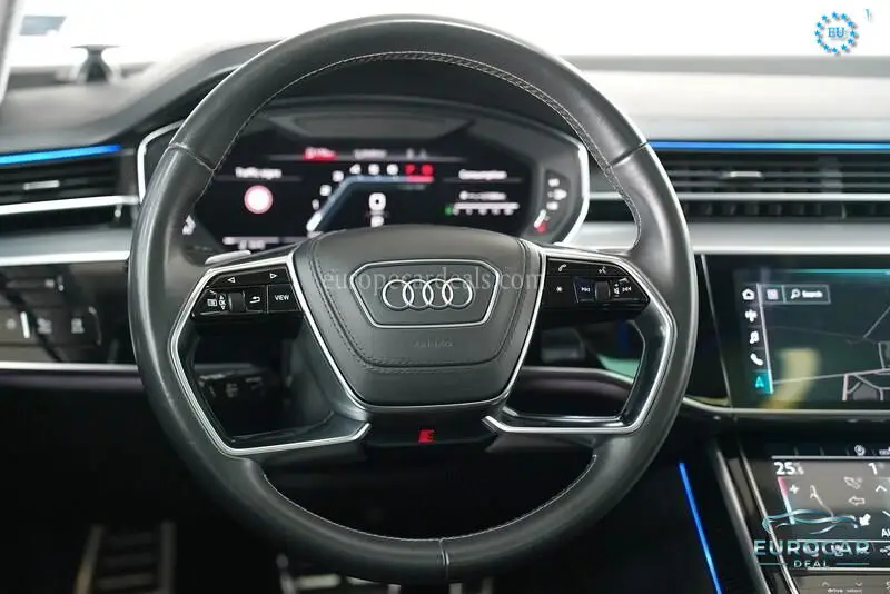 Audi S8