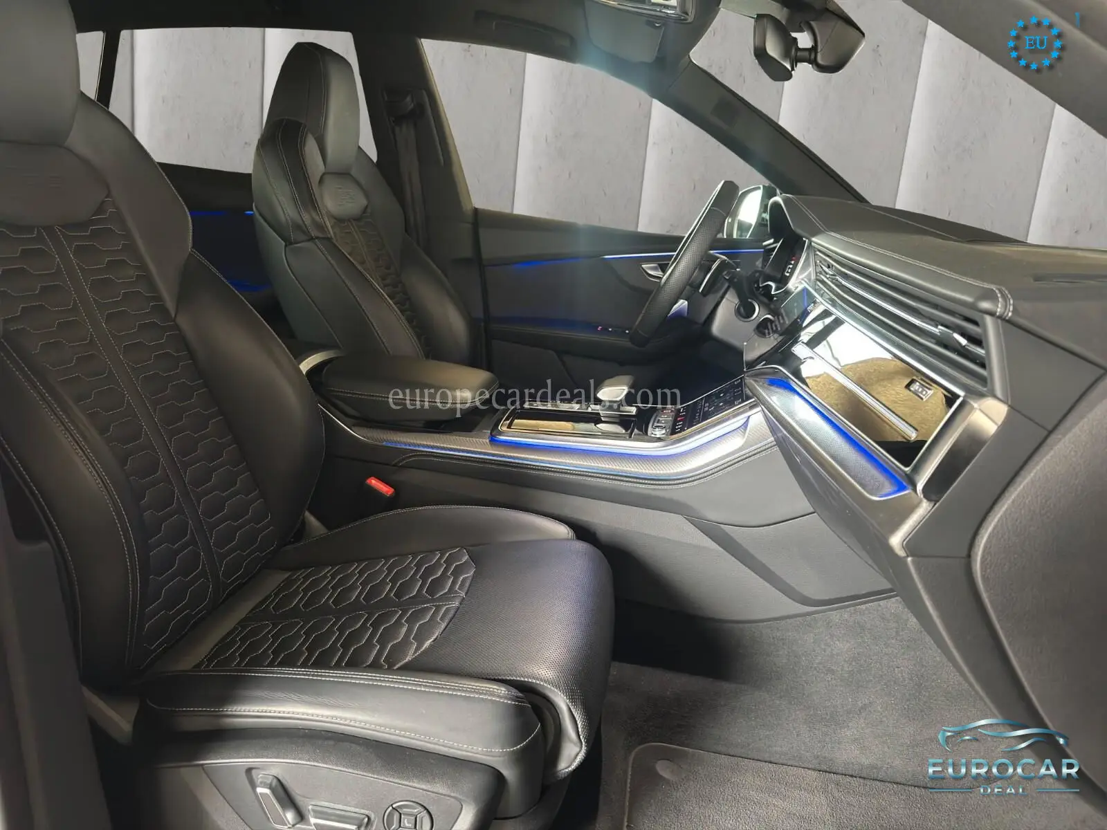 Audi RSQ8