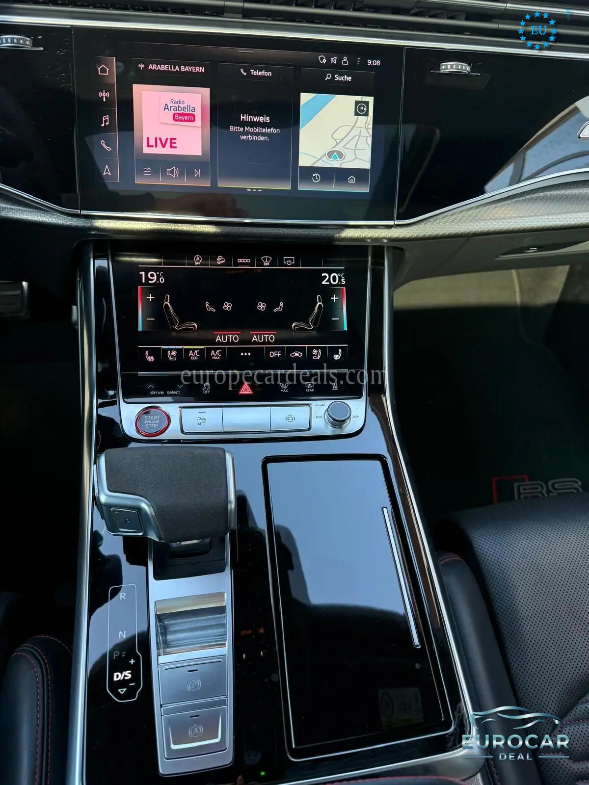 Audi RSQ8