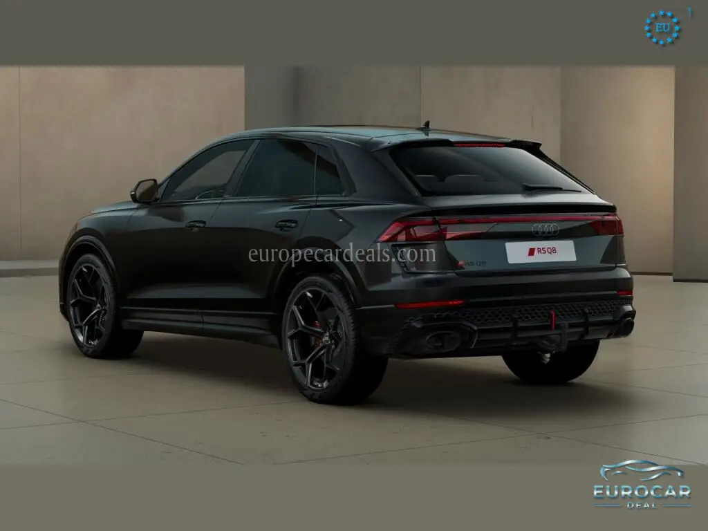 Audi RSQ8