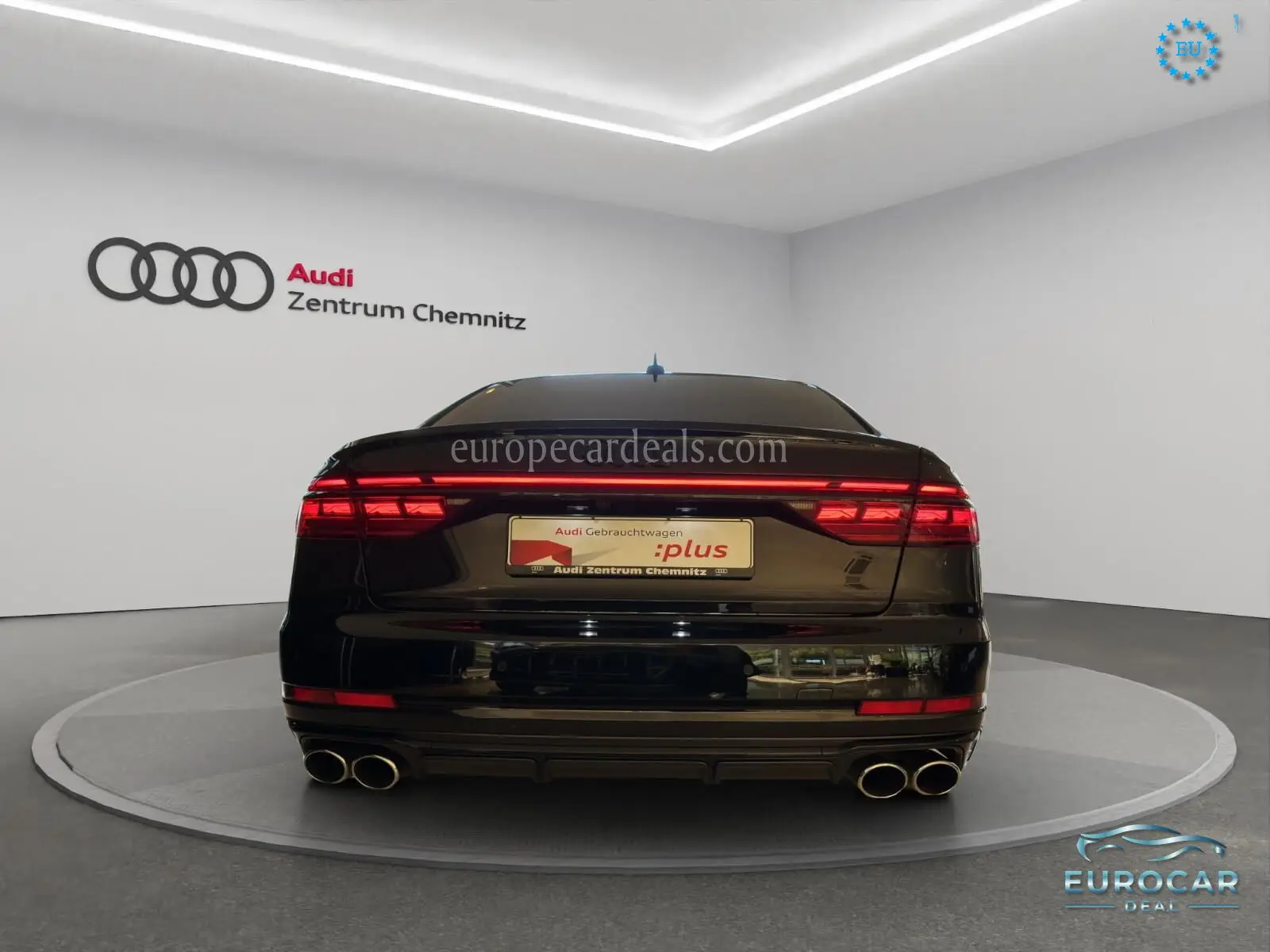 Audi S8
