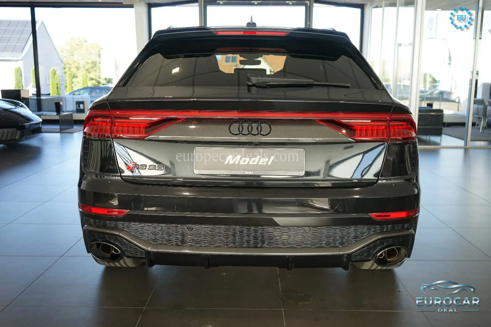 Audi RSQ8