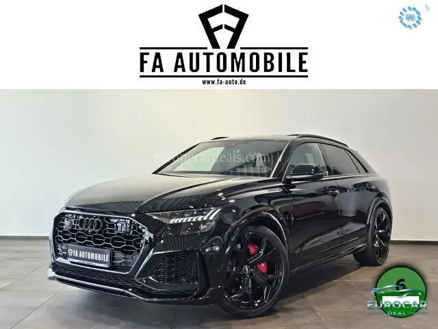 Audi RSQ8