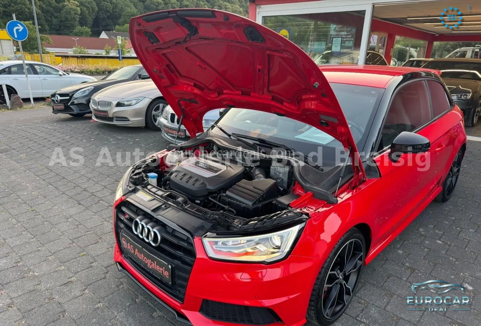 Audi S1