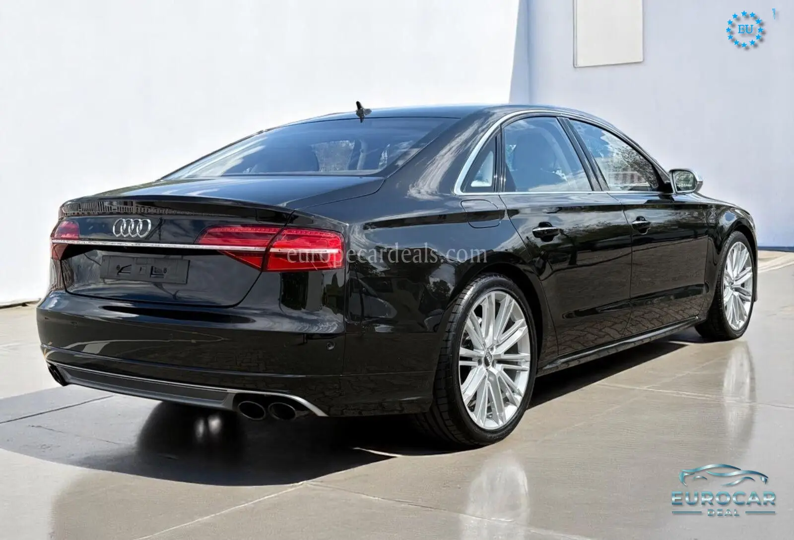 Audi S8