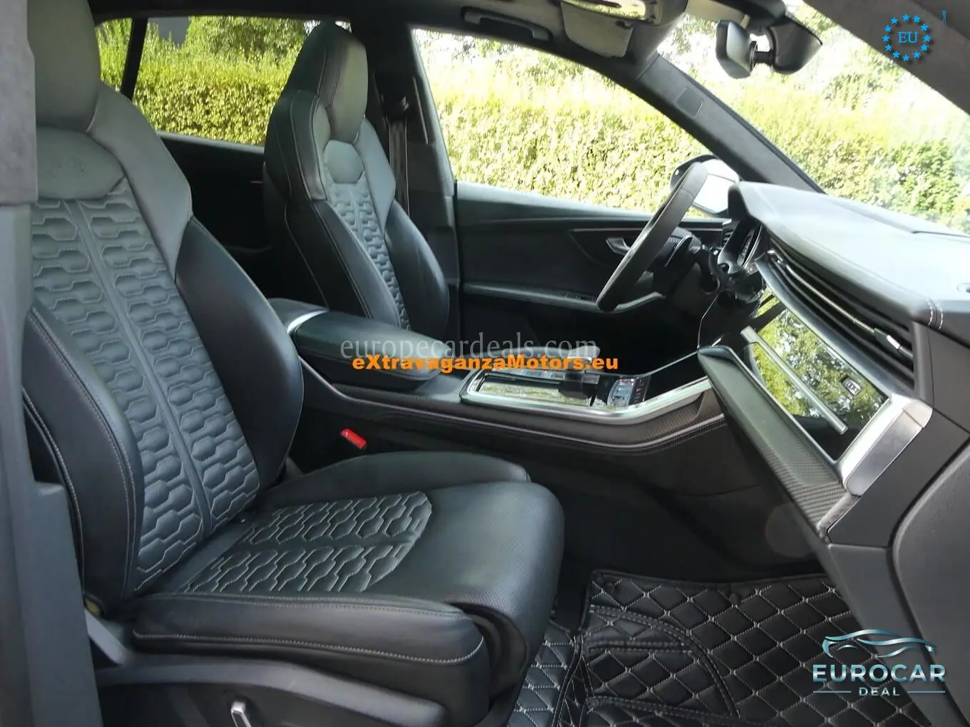 Audi RSQ8