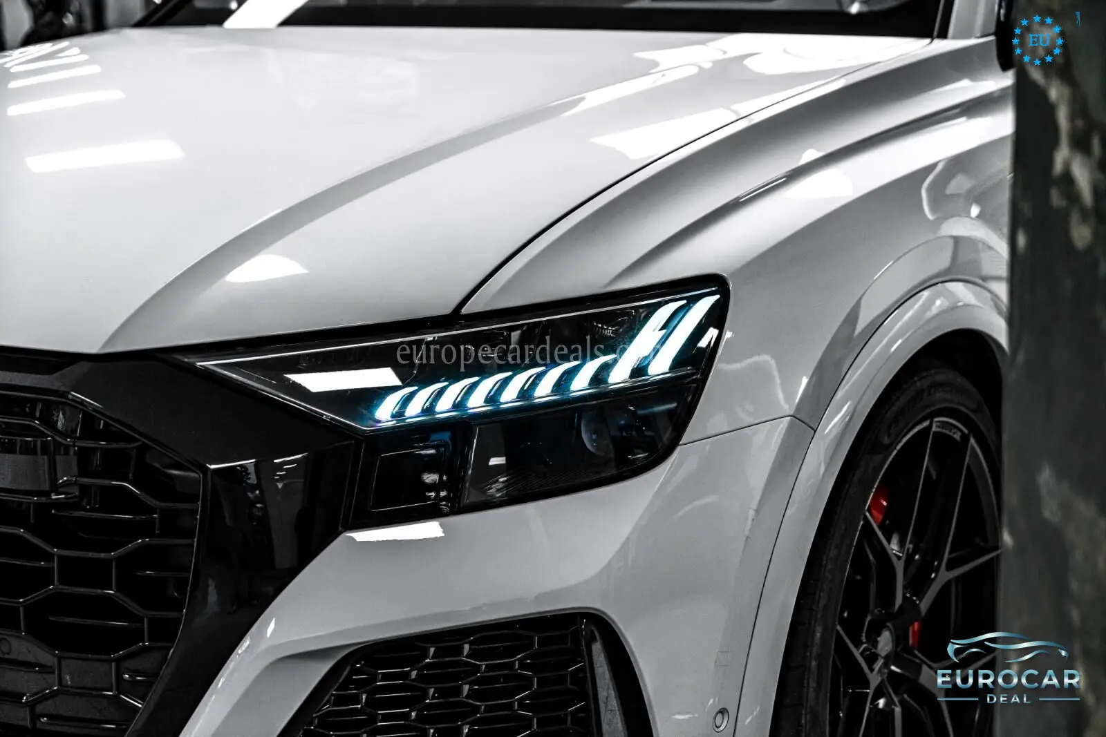 Audi RSQ8