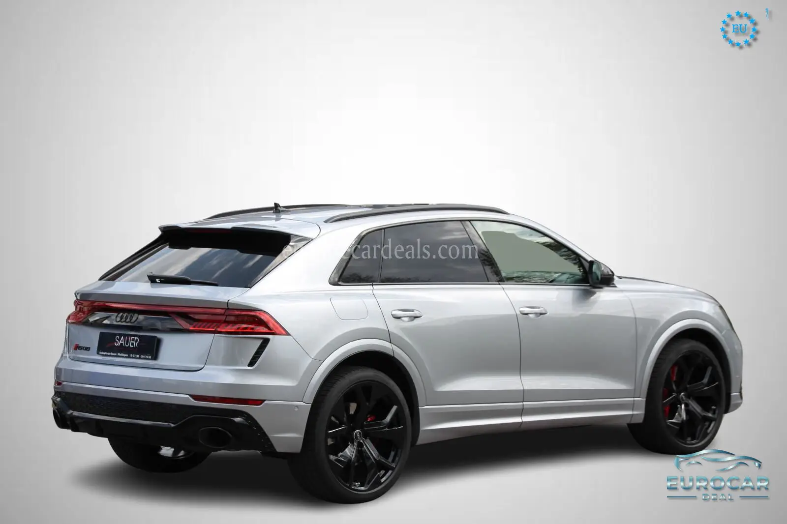 Audi RSQ8