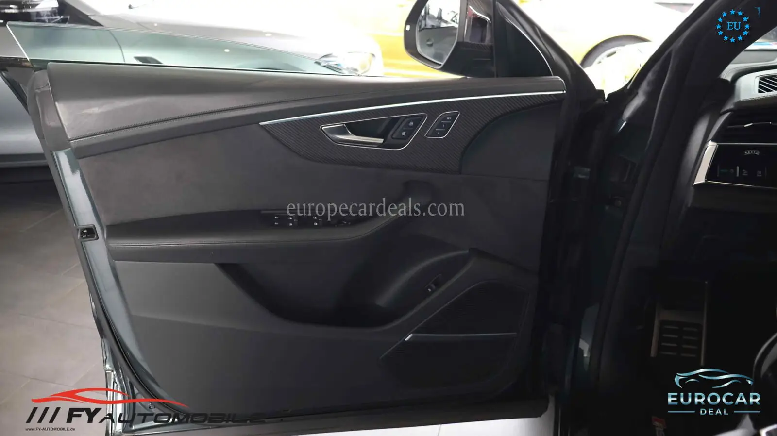 Audi RSQ8