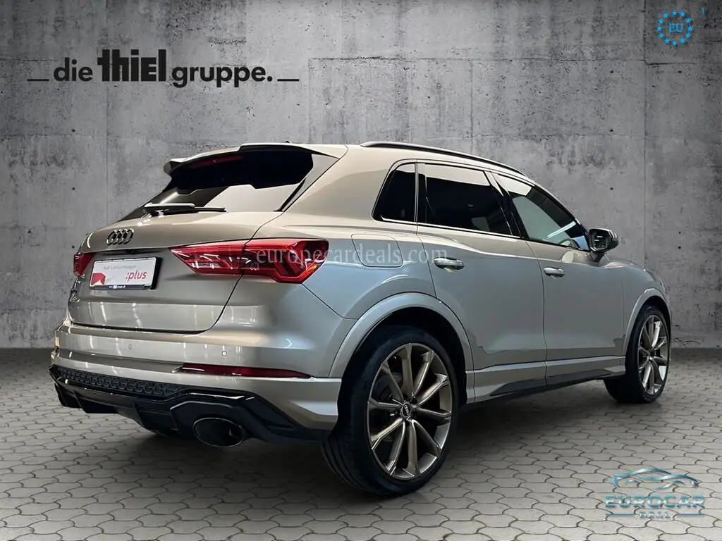 Audi RSQ3