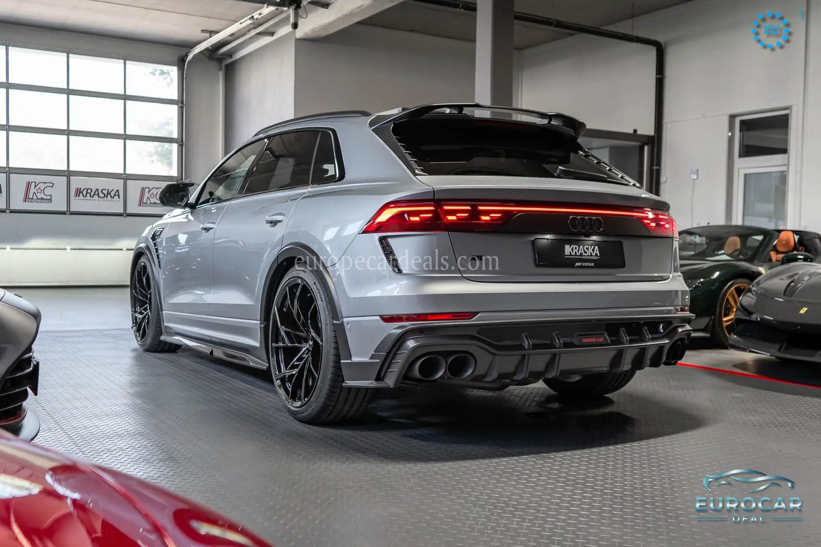 Audi RSQ8