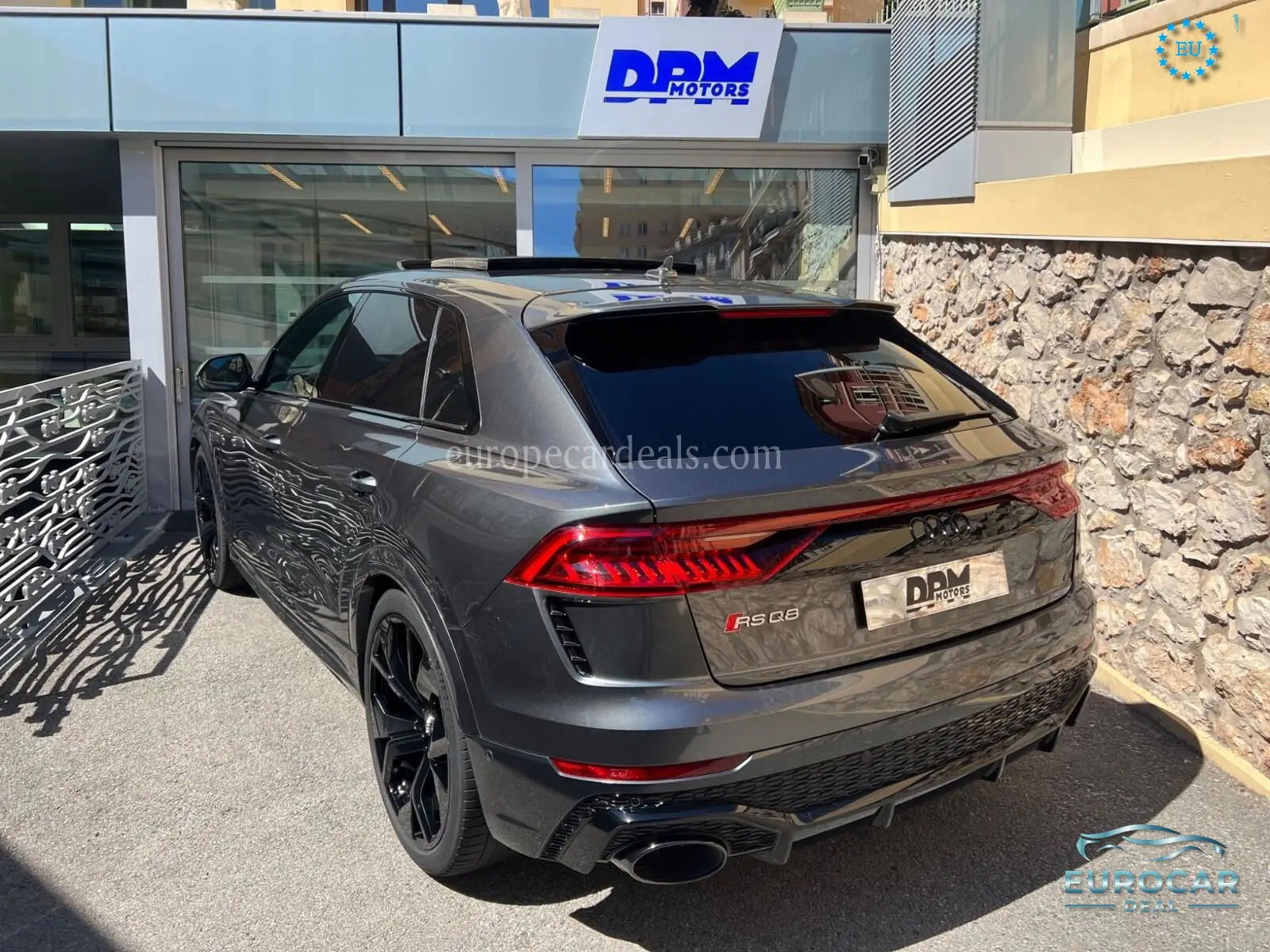 Audi RSQ8