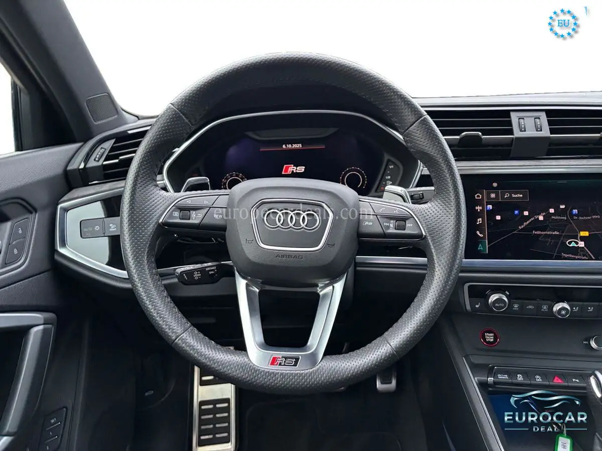 Audi RSQ3
