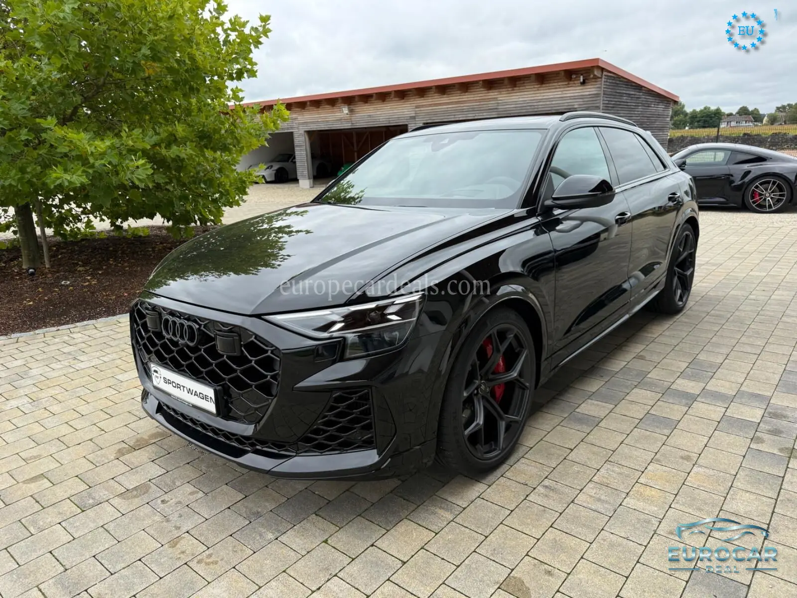 Audi RSQ8