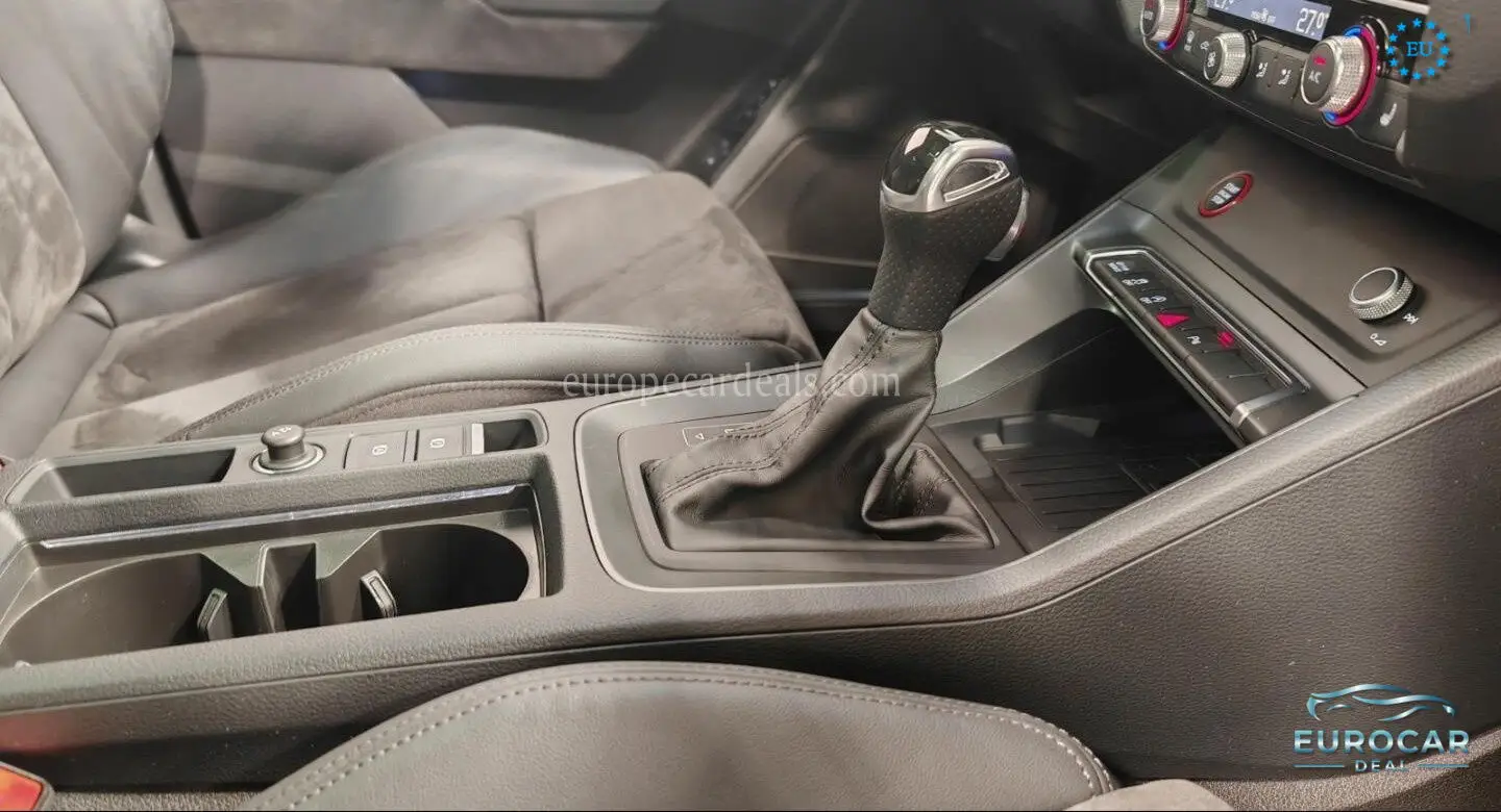 Audi RSQ3