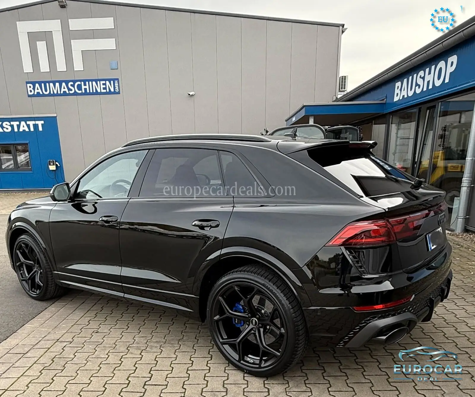 Audi RSQ8